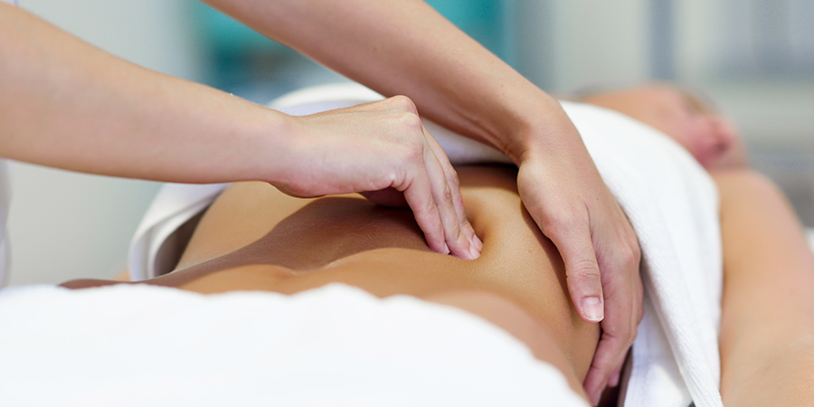 tratamiento-con-fisioterapia-para-la-cifosis
